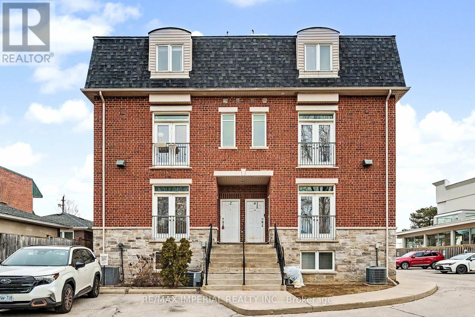 #2 2964 ISLINGTON AVENUE - 3