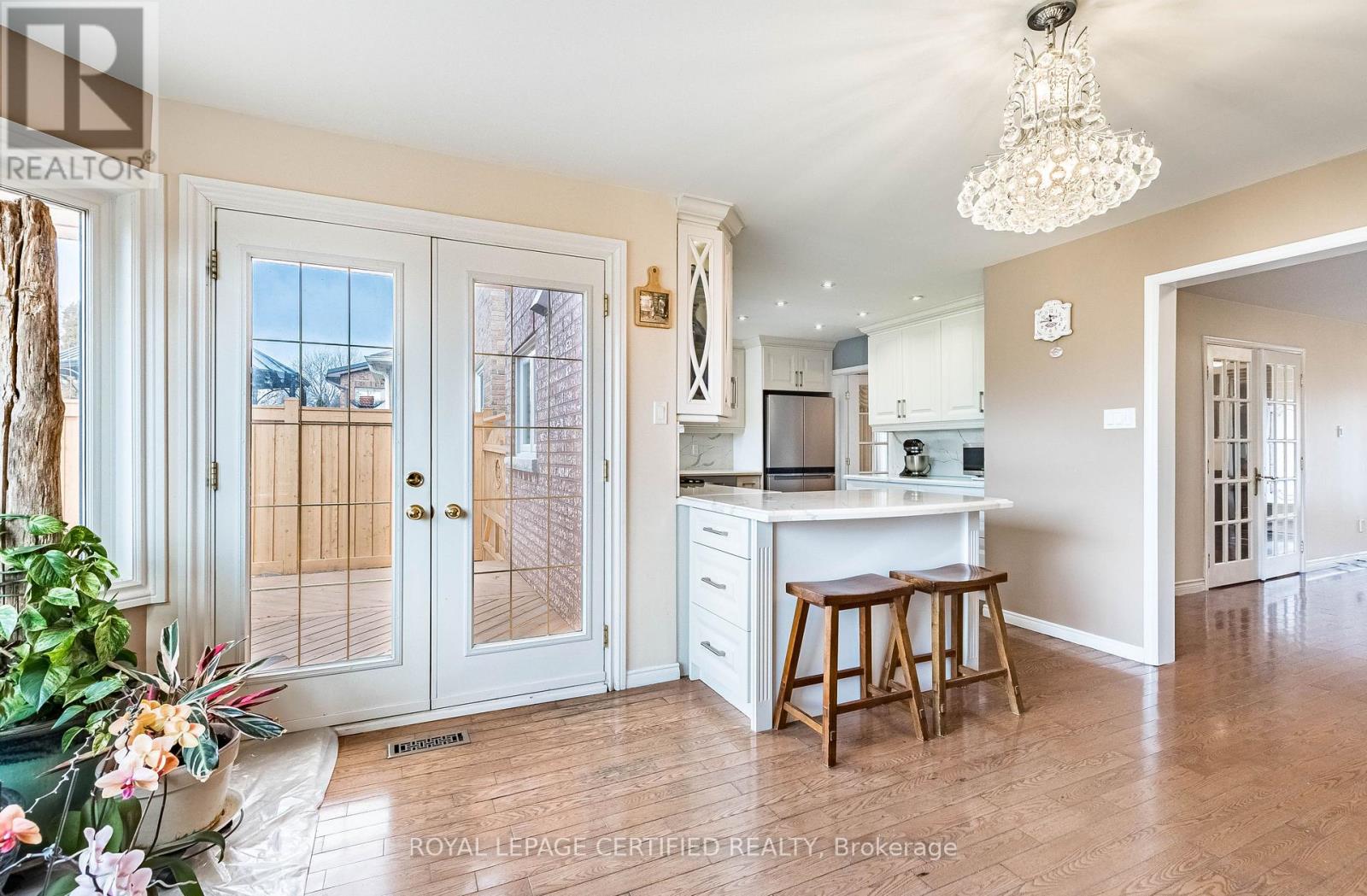 48 FERNBROOK CRESCENT - 12