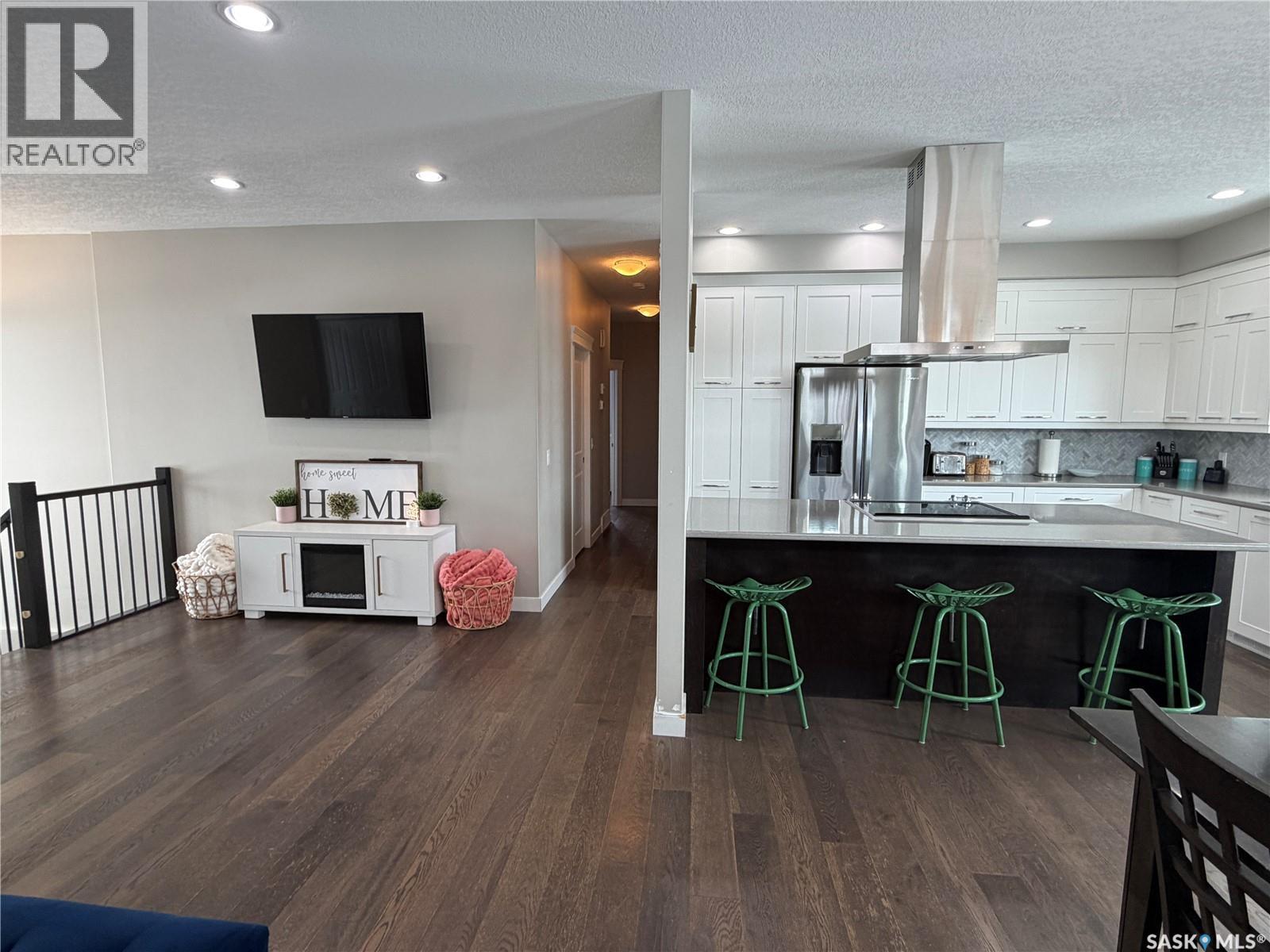 924 11TH STREET - 11