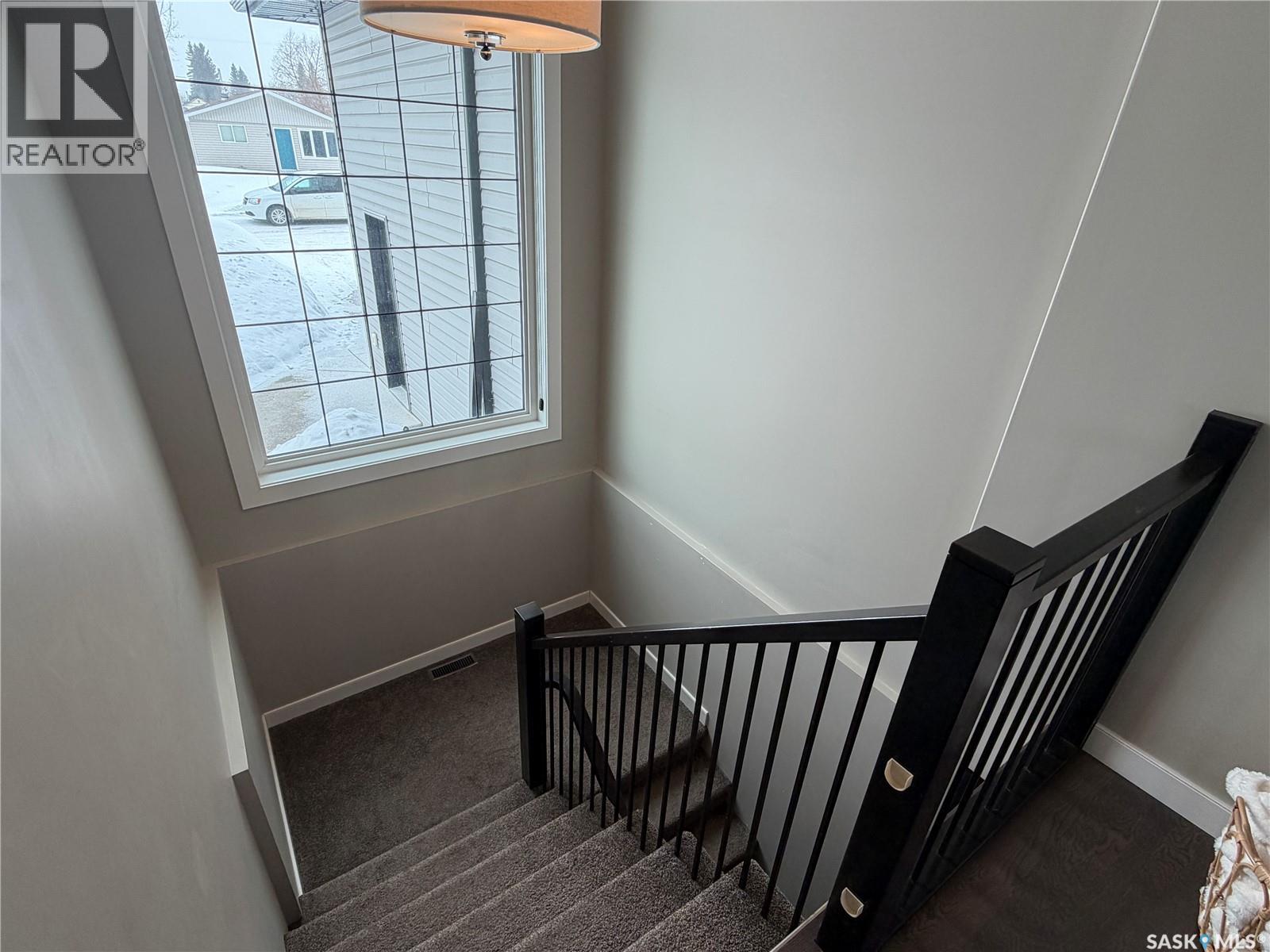 924 11TH STREET - 33