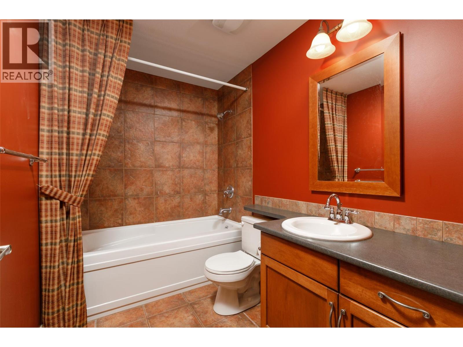 128 1795 Country Club Drive, Kelowna