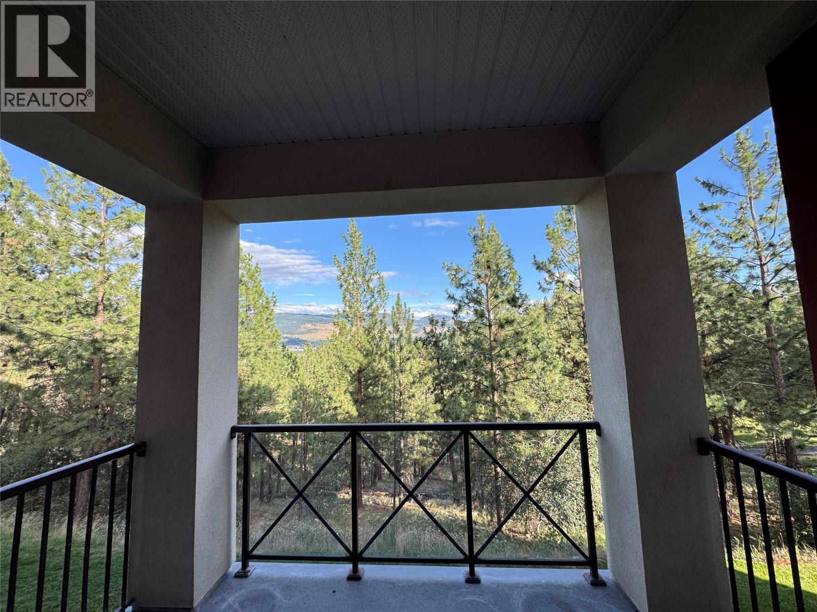 128 1795 Country Club Drive, Kelowna