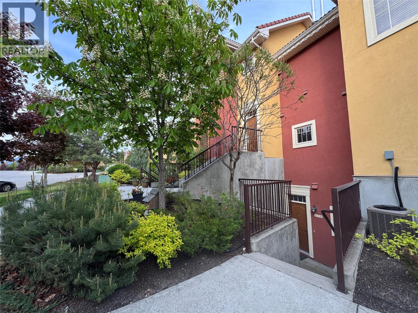 128 1795 Country Club Drive, Kelowna