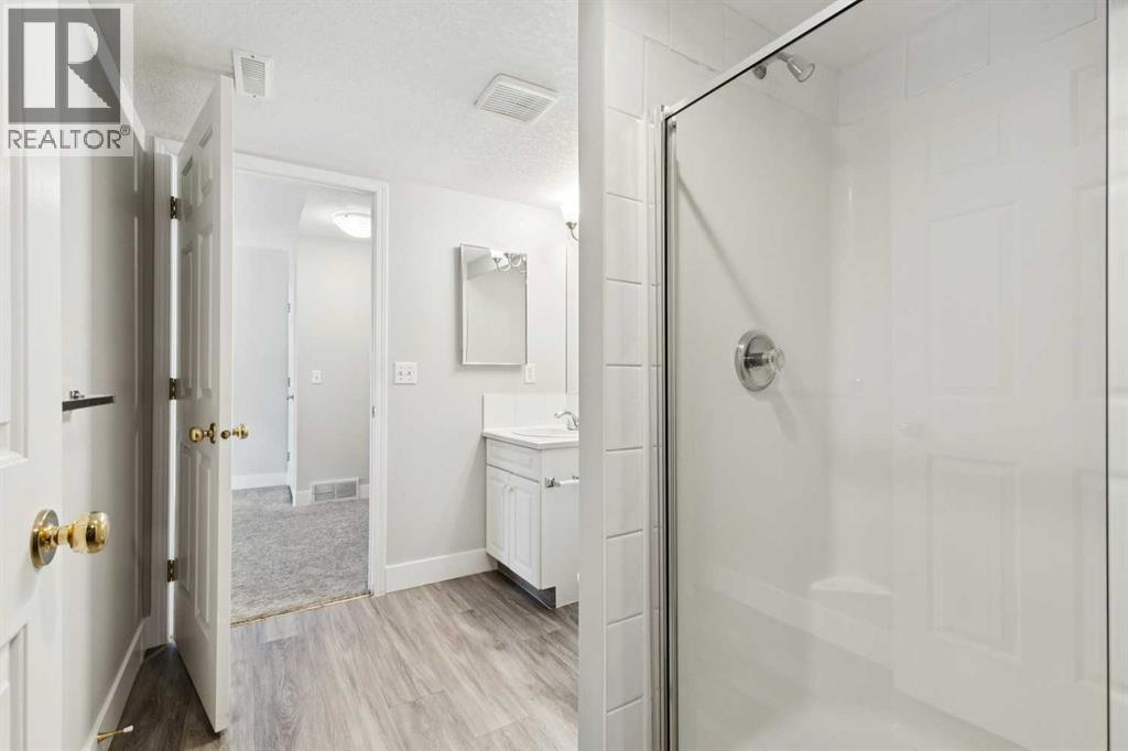 Single Family House 4 Level for Sale in  Prominence Heights SW Patterson Calgary 