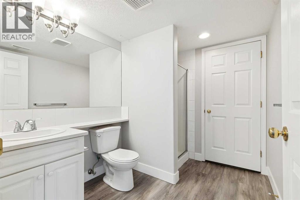 Single Family House 4 Level for Sale in  Prominence Heights SW Patterson Calgary 