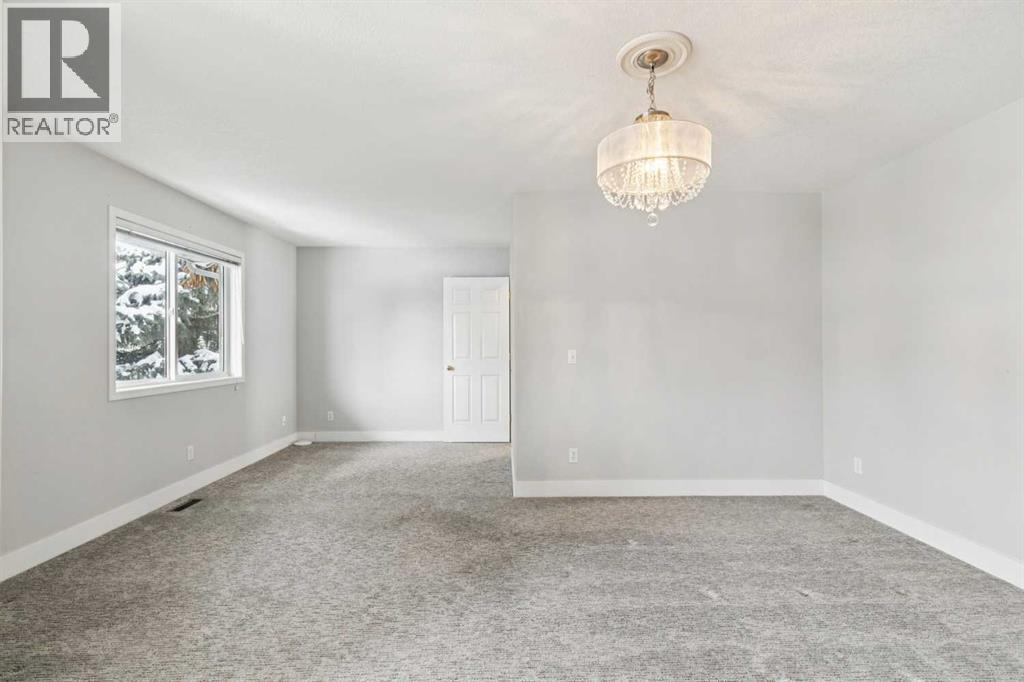 Single Family House 4 Level for Sale in  Prominence Heights SW Patterson Calgary 