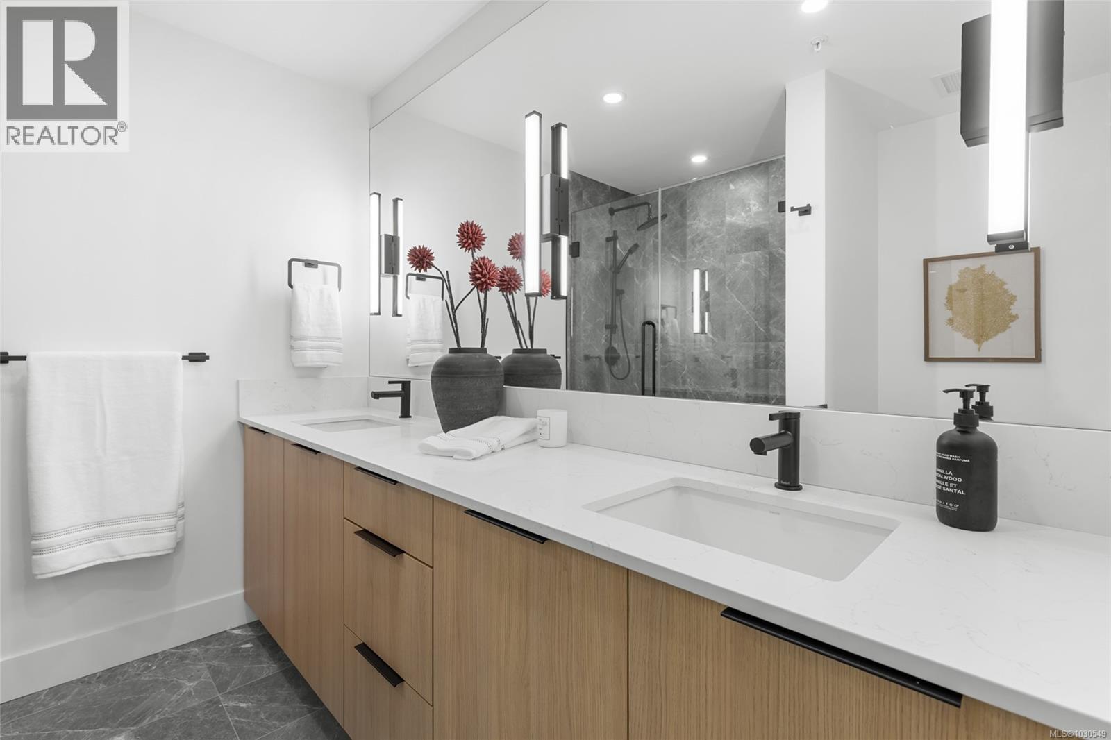 608 2341 Bear Mountain Parkway, Langford