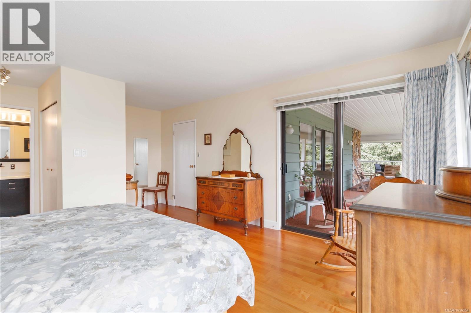 817 Aros Rd - 16