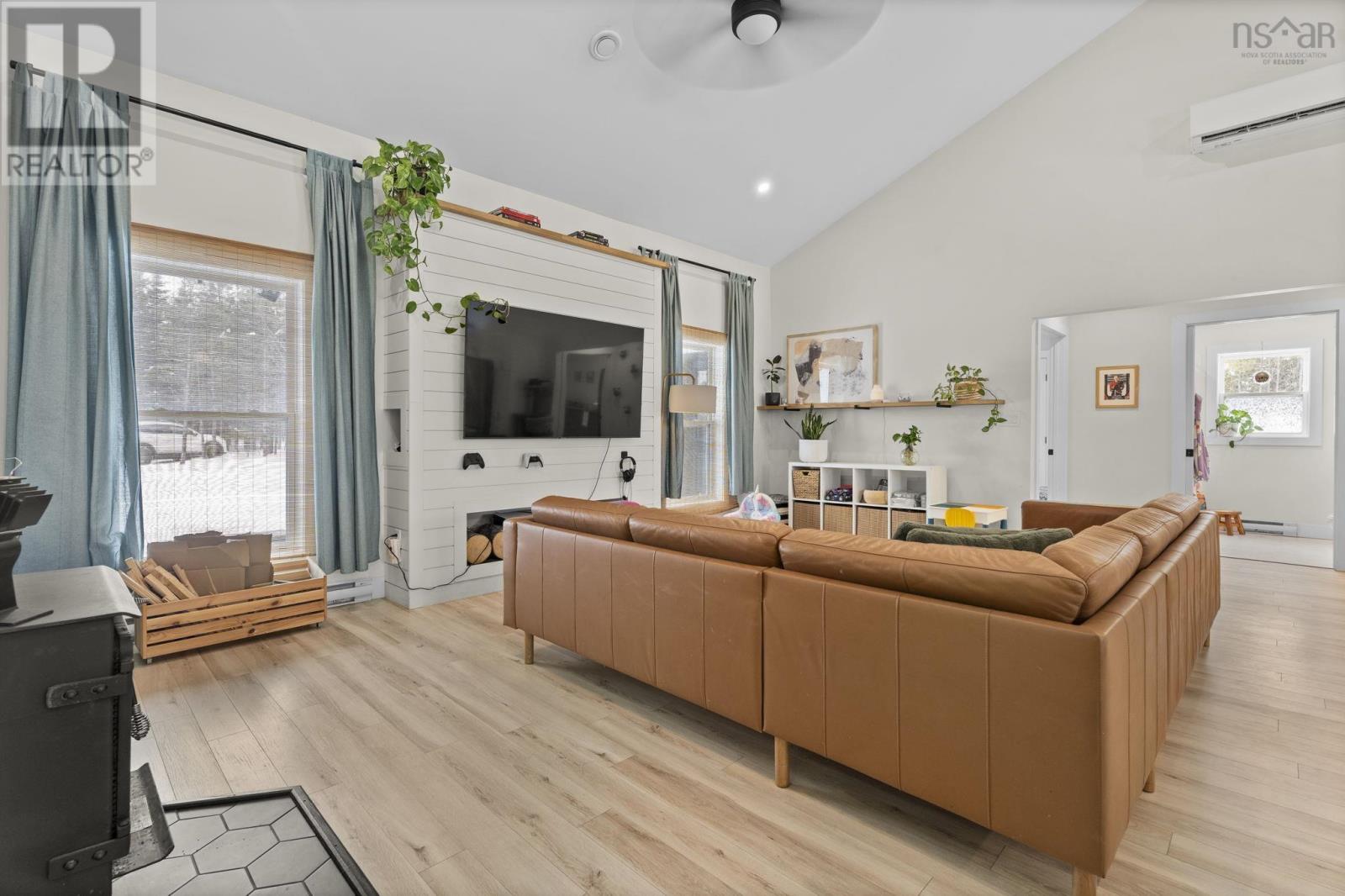 20 SUNVIEW CRESCENT - 10