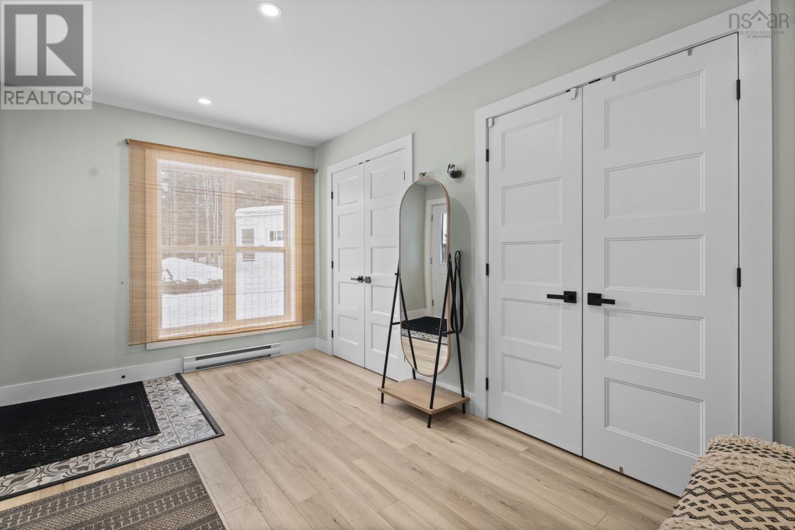 20 SUNVIEW CRESCENT - 3