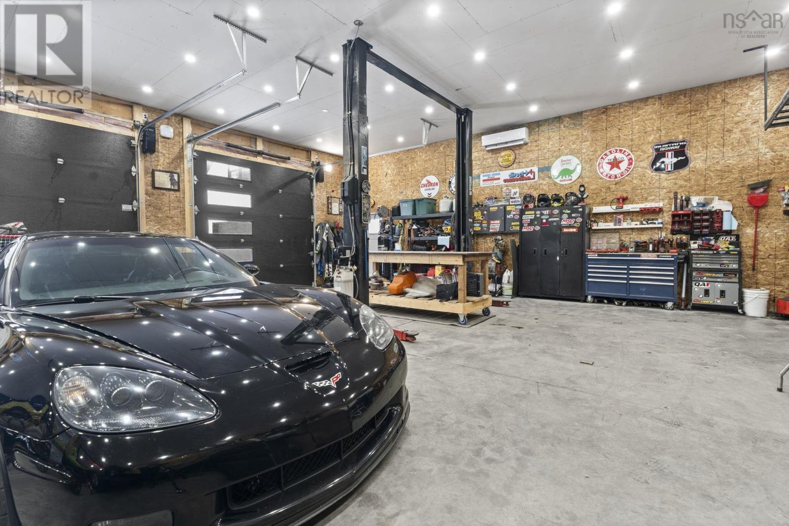 20 SUNVIEW CRESCENT - 38