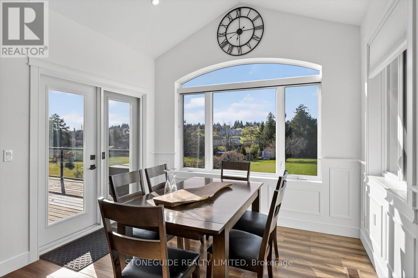 105 ARNOTT DRIVE - 16