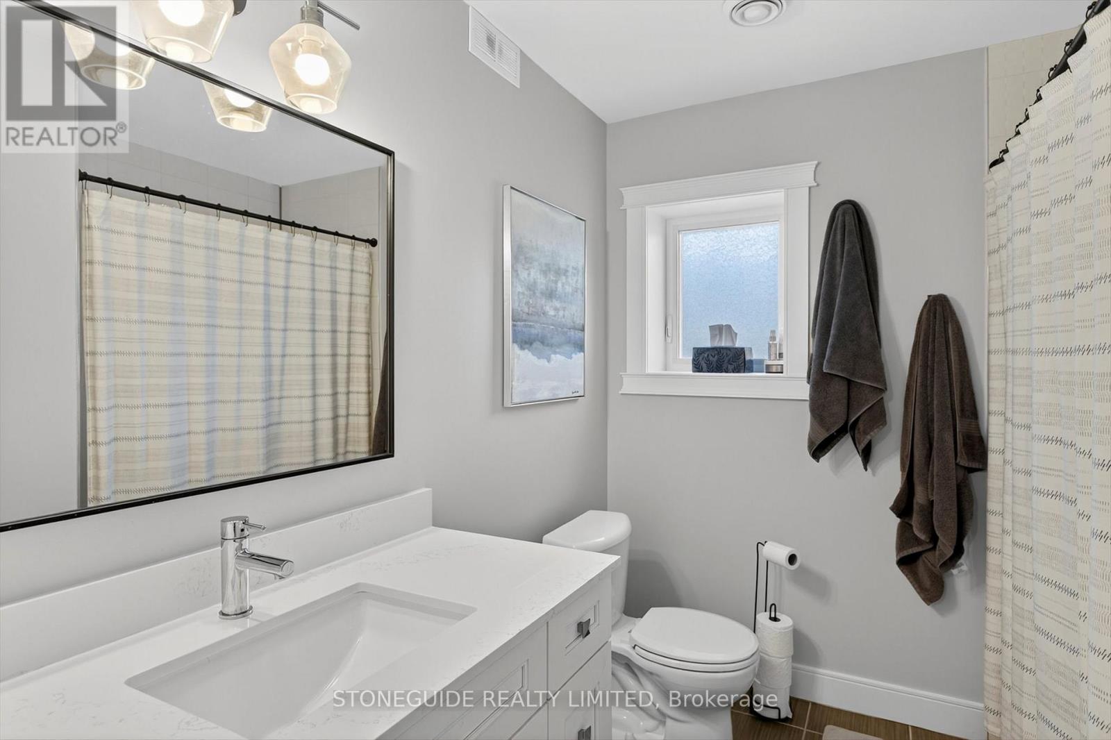 105 ARNOTT DRIVE - 25