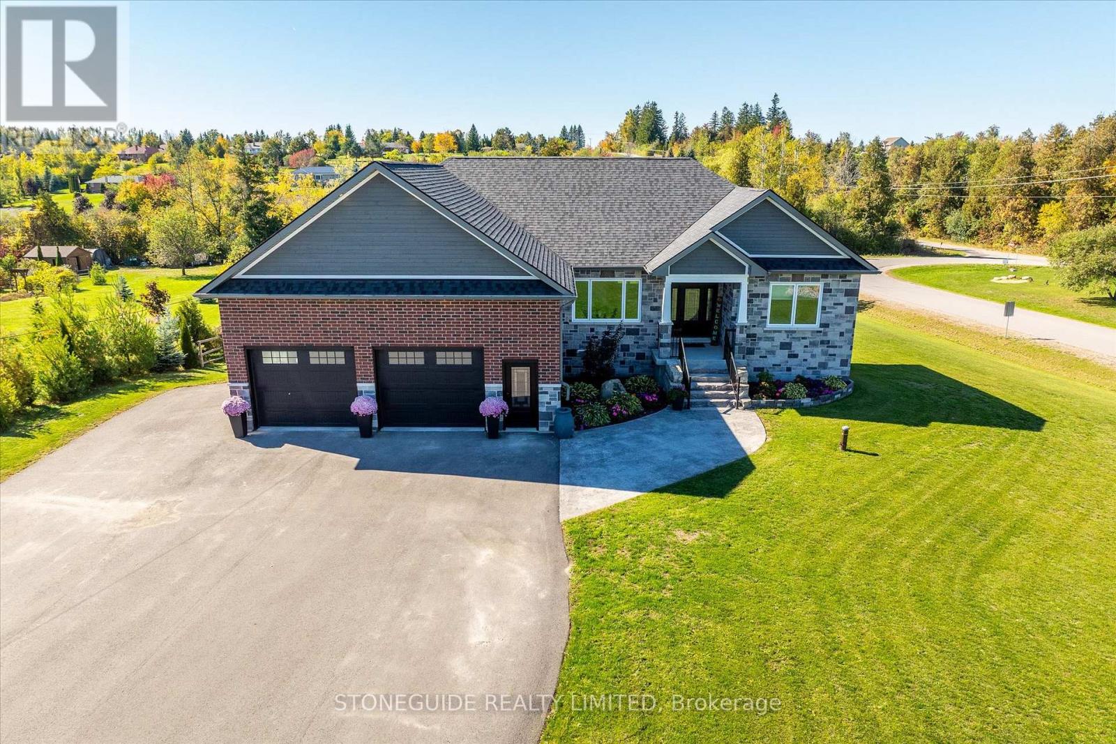 105 ARNOTT DRIVE - 3