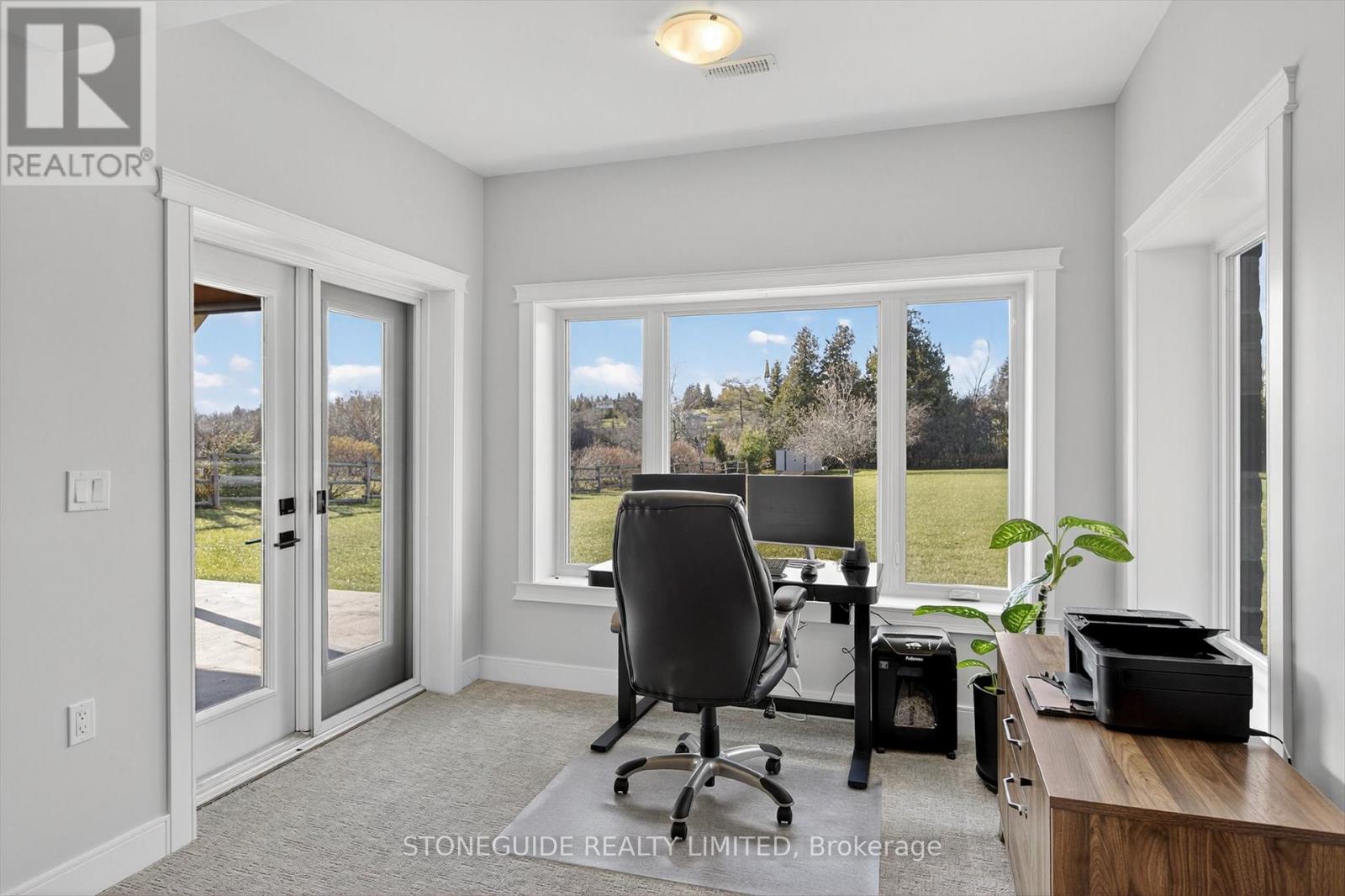 105 ARNOTT DRIVE - 30