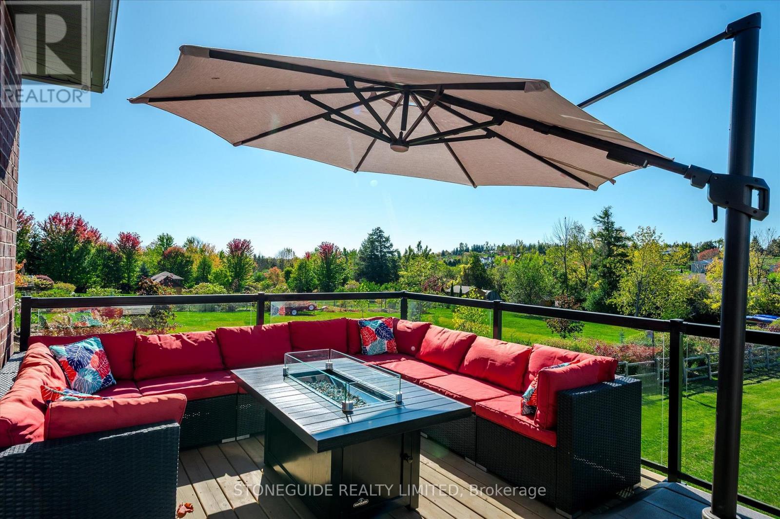 105 ARNOTT DRIVE - 37