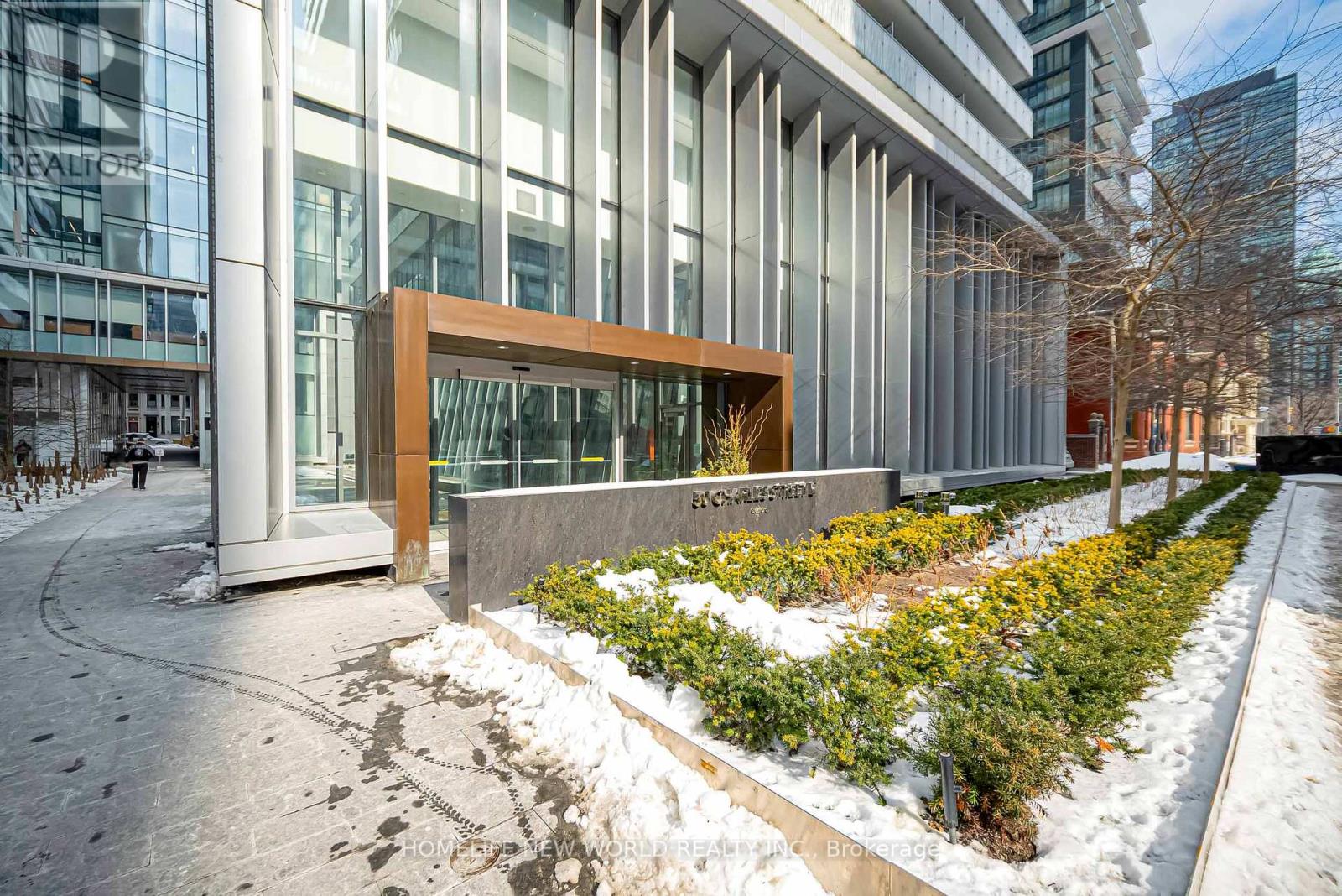 #1103 50 CHARLES STREET E - 2