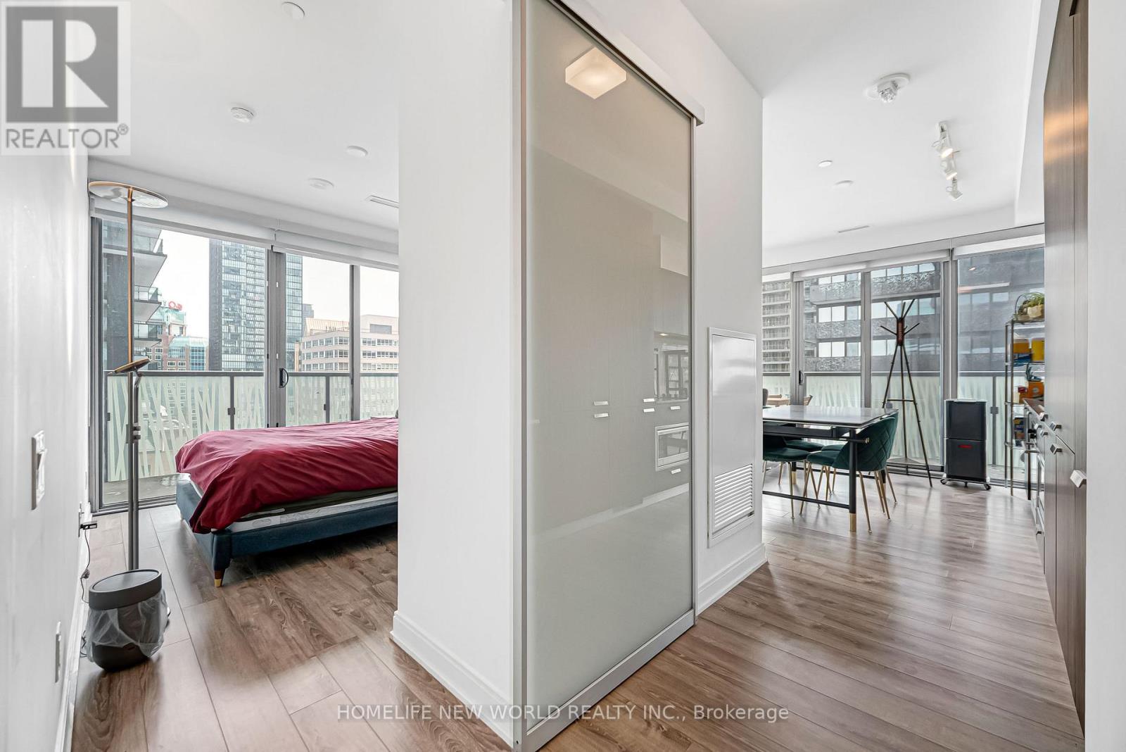 #1103 50 CHARLES STREET E - 22