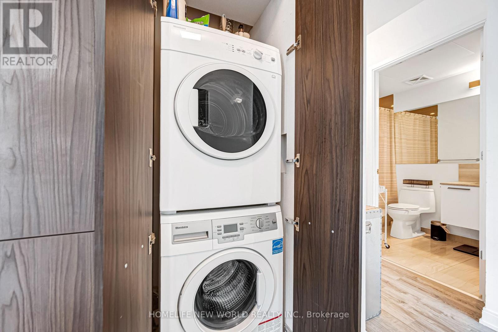#1103 50 CHARLES STREET E - 25