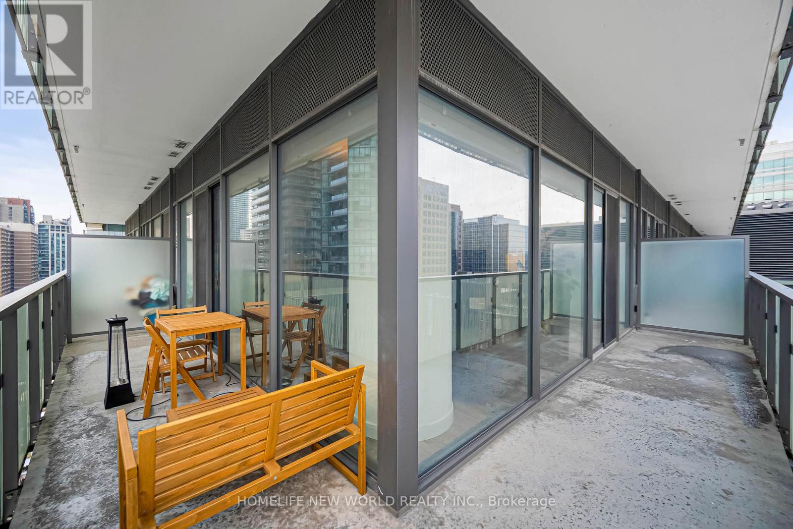 #1103 50 CHARLES STREET E - 28
