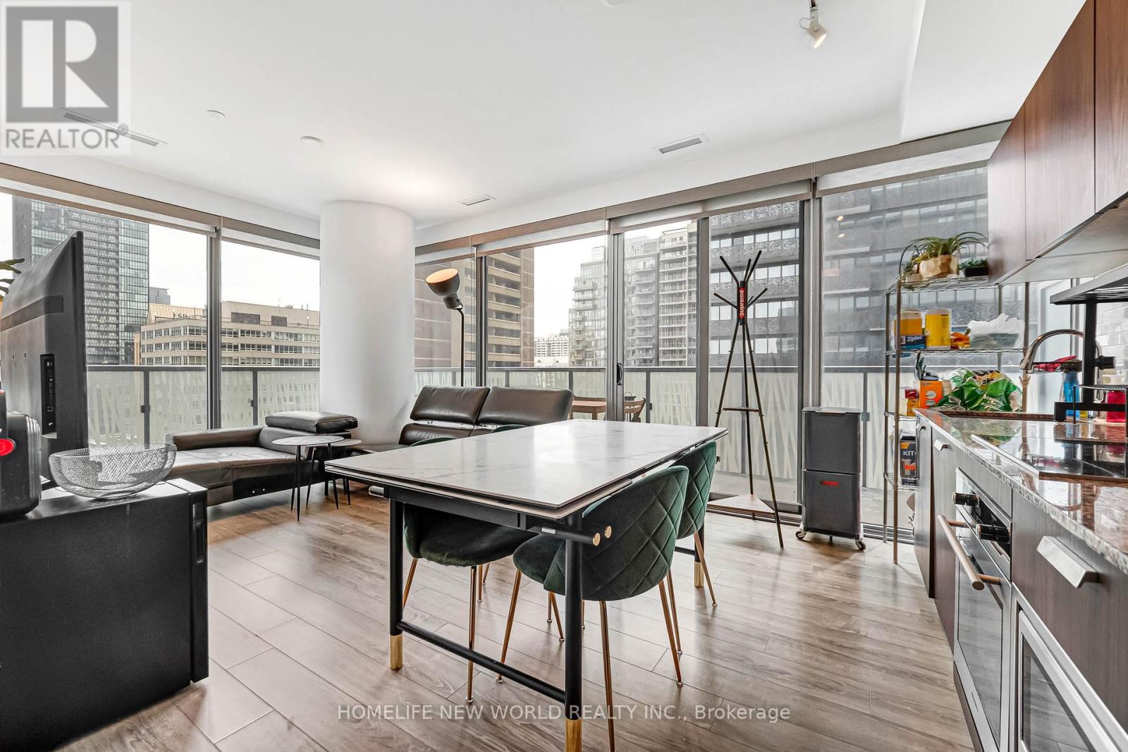 #1103 50 CHARLES STREET E - 5