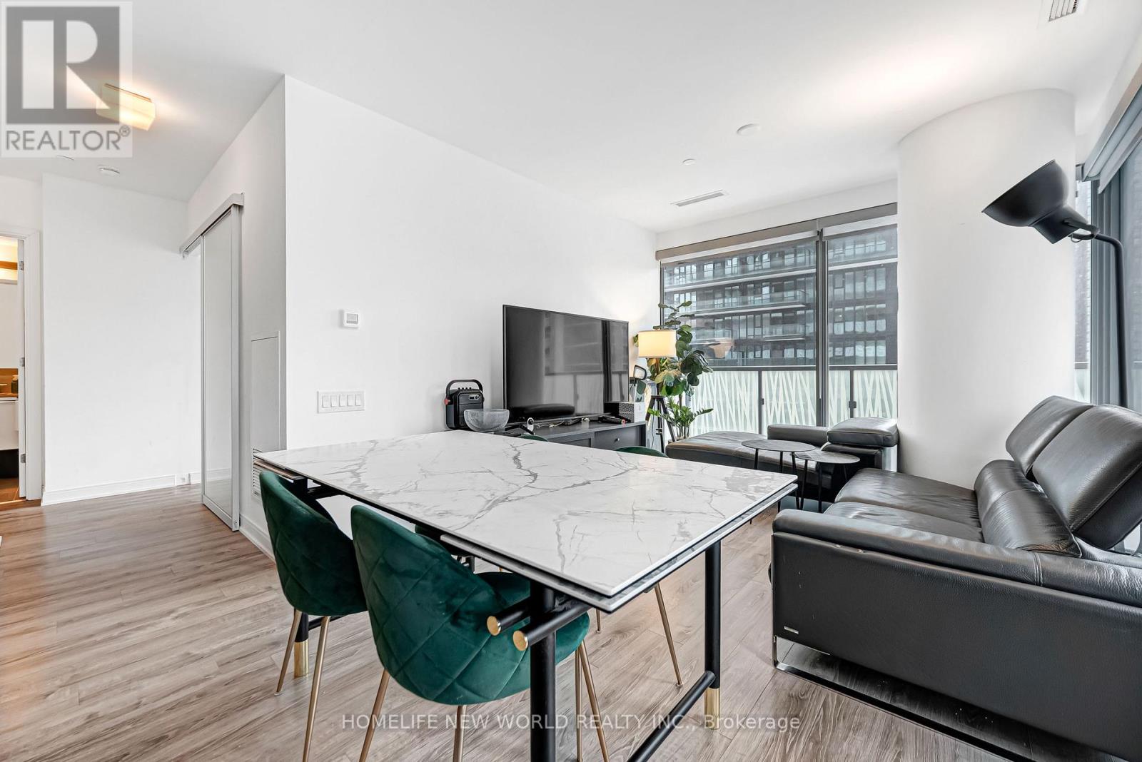#1103 50 CHARLES STREET E - 7