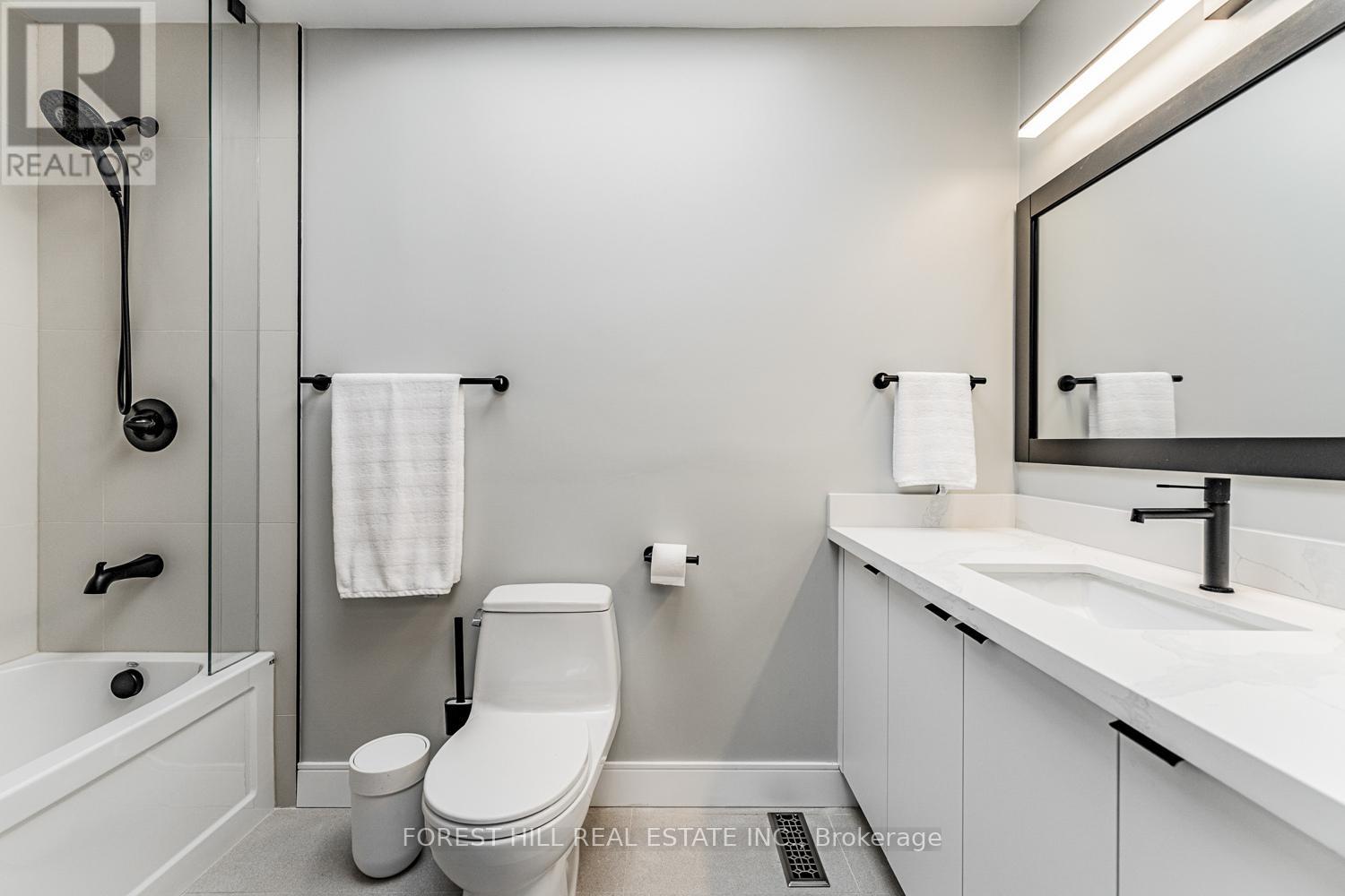 97 CLARINDA DRIVE - 22