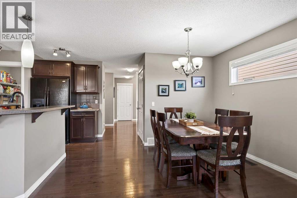 Single Family House for Sale in  Covecreek Place NE Coventry Hills Calgary 