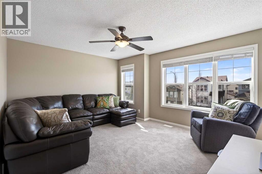 Single Family House for Sale in  Covecreek Place NE Coventry Hills Calgary 