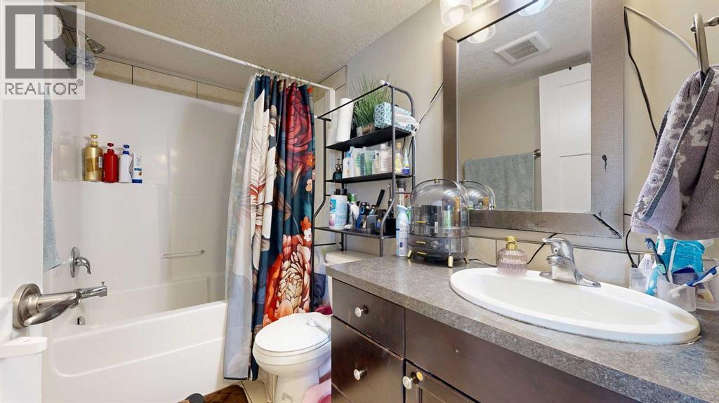 8466 102 AVENUE - 30