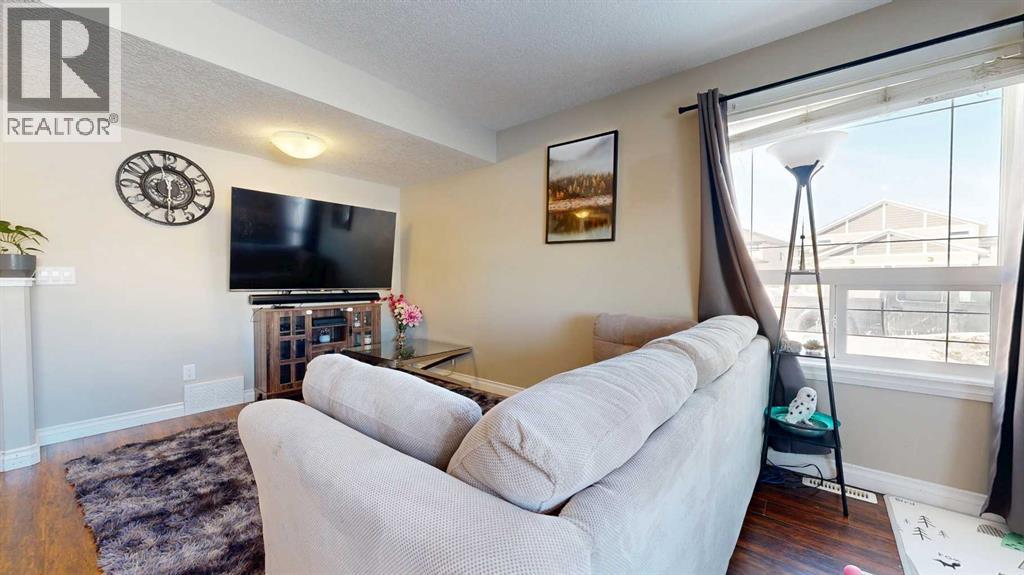 8466 102 AVENUE - 23