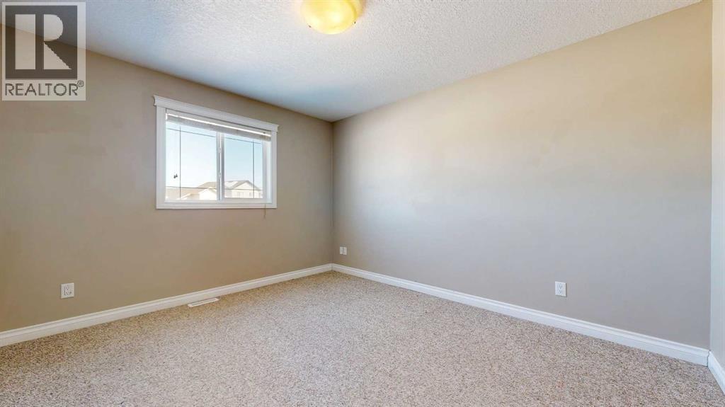 8466 102 AVENUE - 12