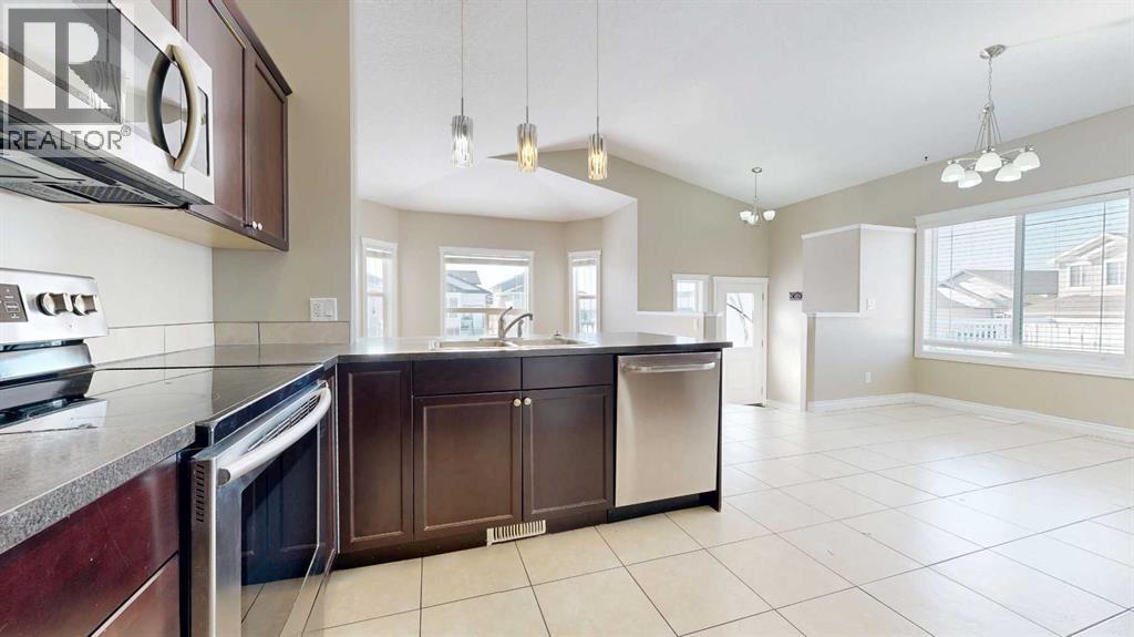 8466 102 AVENUE - 10