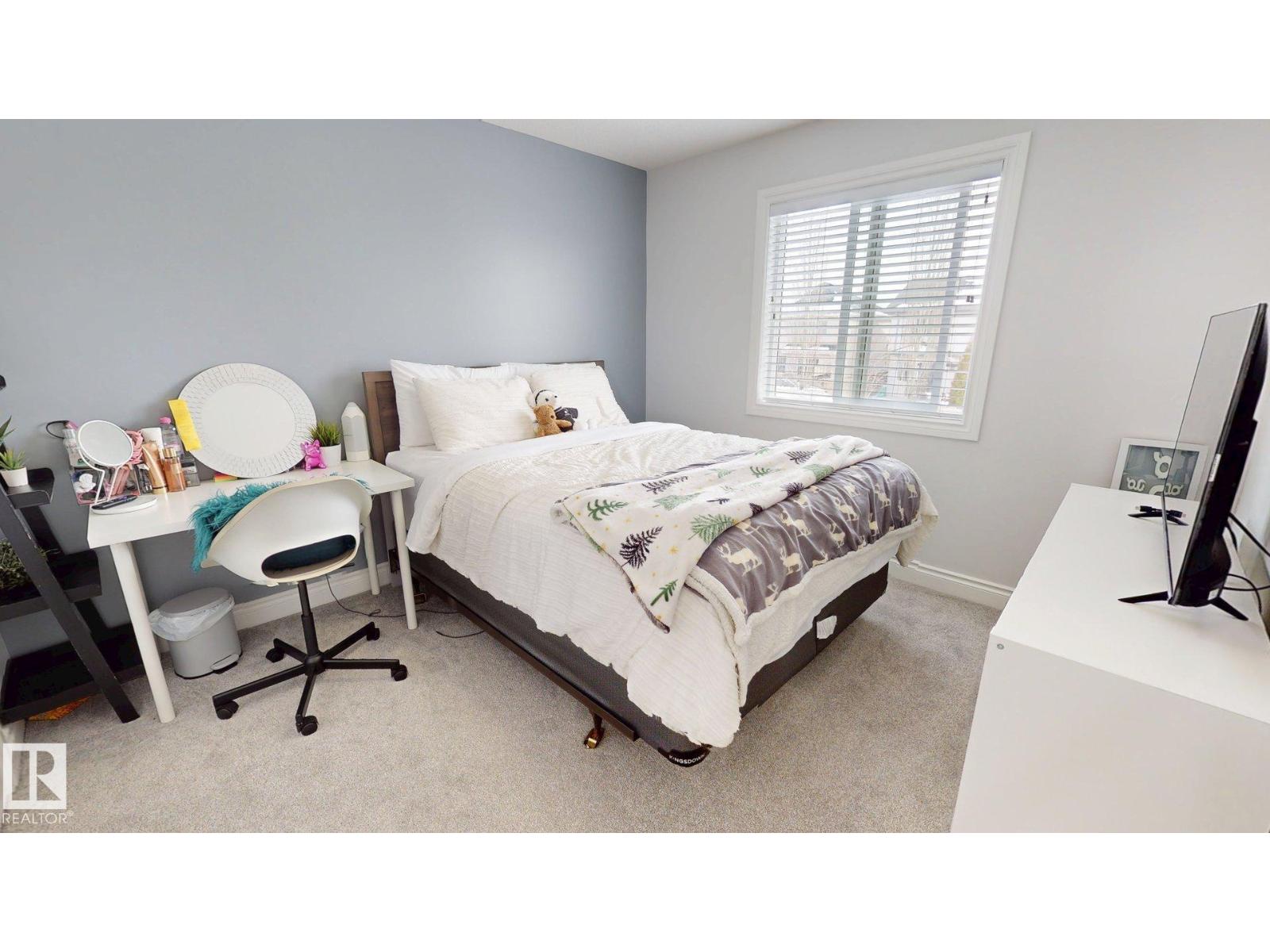 2057 69A ST SW, Edmonton