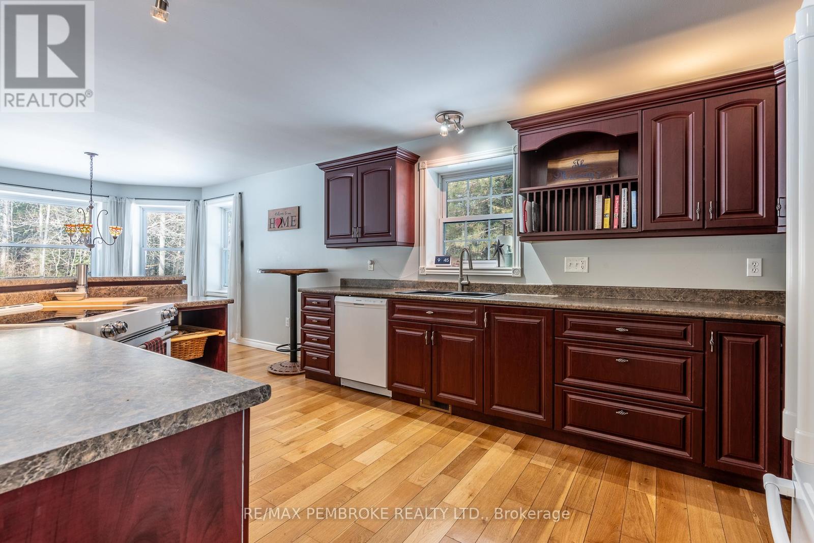 226 EICHSTAEDT ROAD - 19
