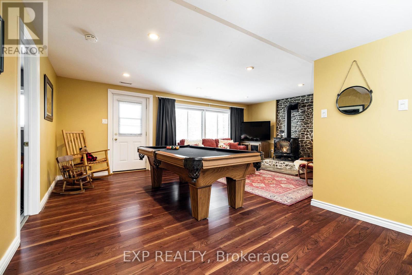 1094 SNYE ROAD — photo 27