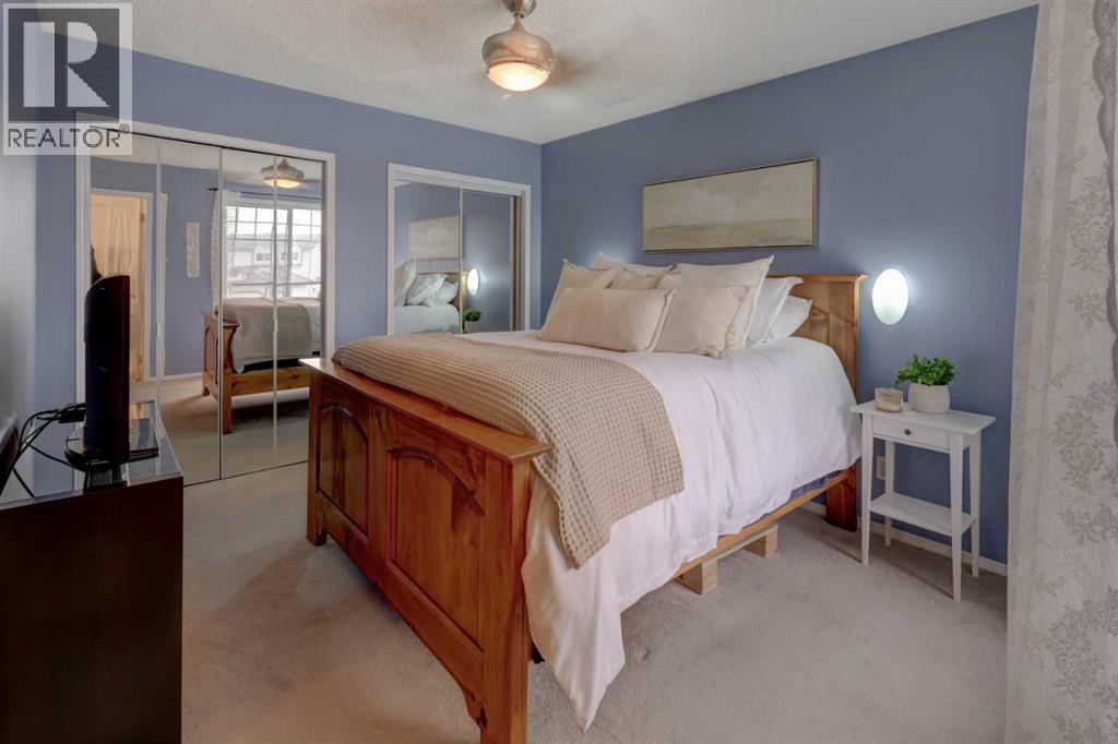 Single Family House for Sale in  Coverdale Court NE Coventry Hills Calgary 