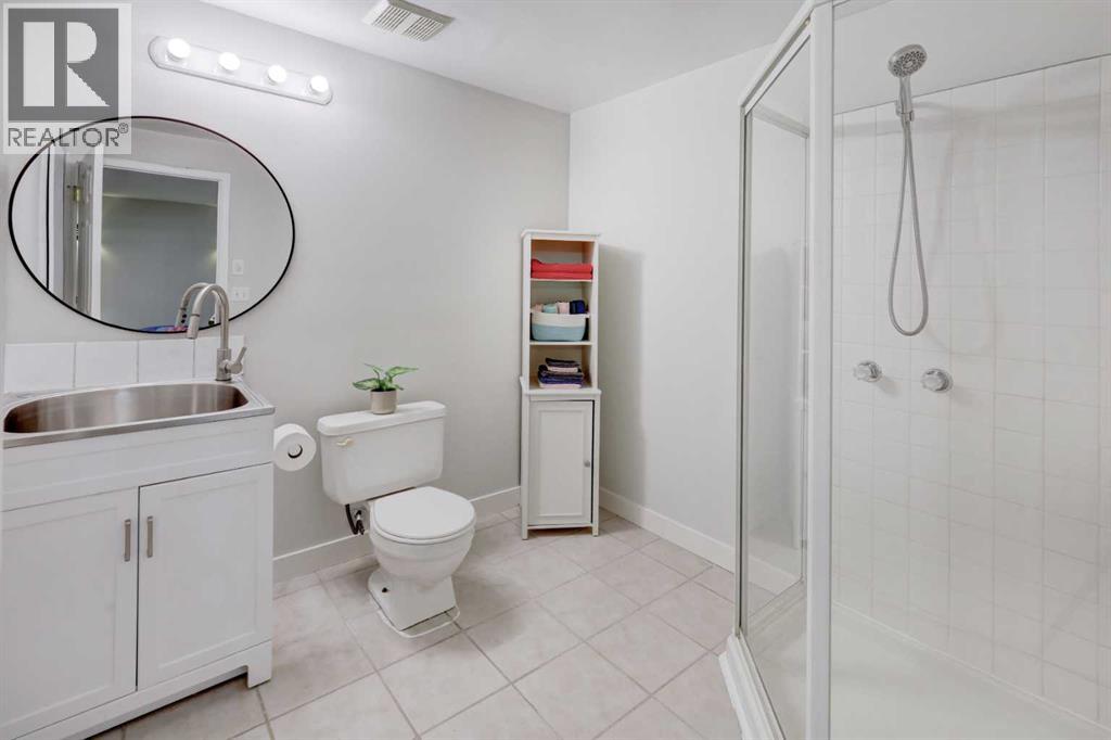 Single Family House for Sale in  Coverdale Court NE Coventry Hills Calgary 