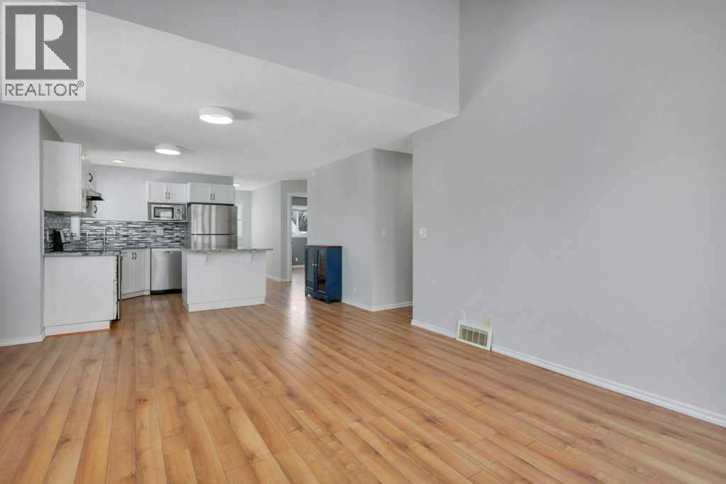 5220 50A Avenue, Sylvan Lake