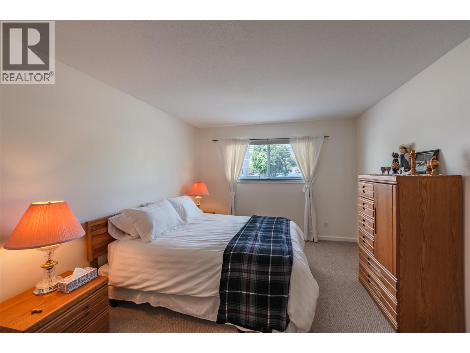 44 BAYVIEW CRESCENT - 20