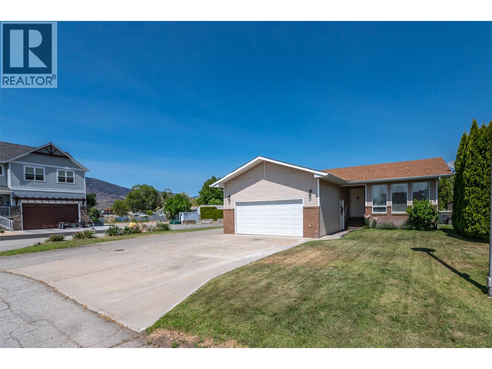 44 BAYVIEW CRESCENT - 24