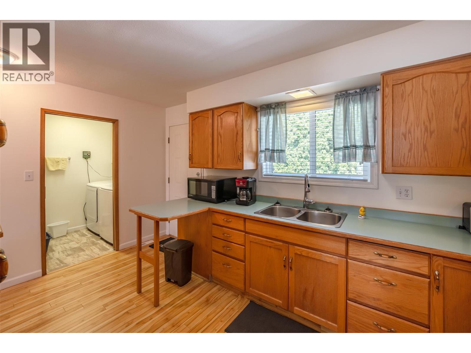 44 BAYVIEW CRESCENT - 14