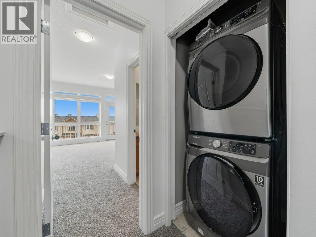 Single Family House for Sale in   Rockyledge View NW Rocky Ridge Calgary 