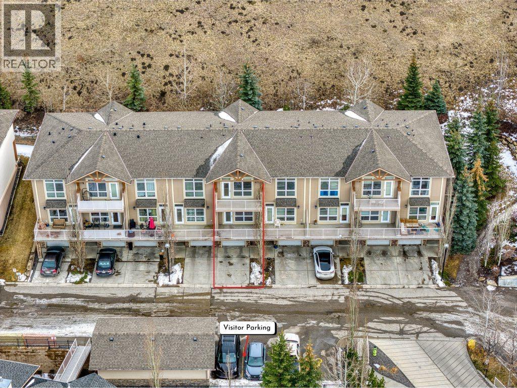 Single Family House for Sale in   Rockyledge View NW Rocky Ridge Calgary 