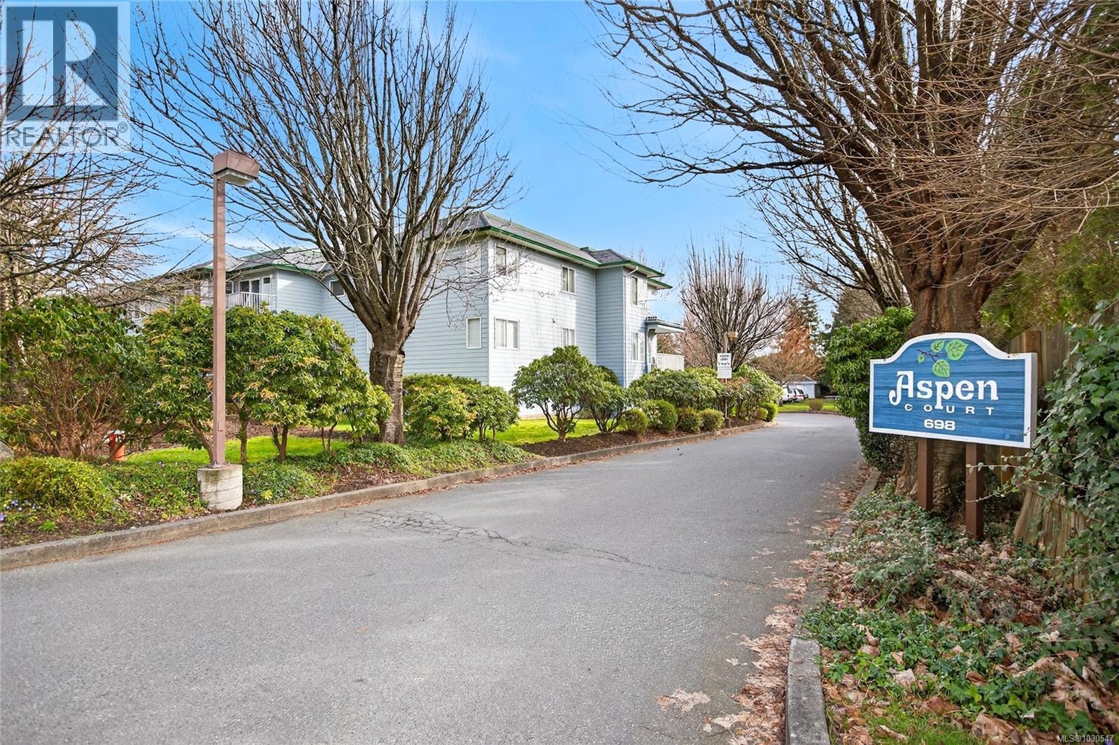 #102C 698 Aspen Rd - 22