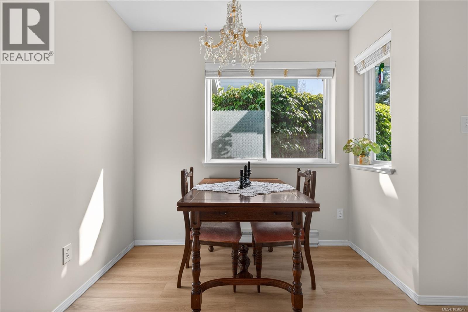 #102C 698 ASPEN RD - 8