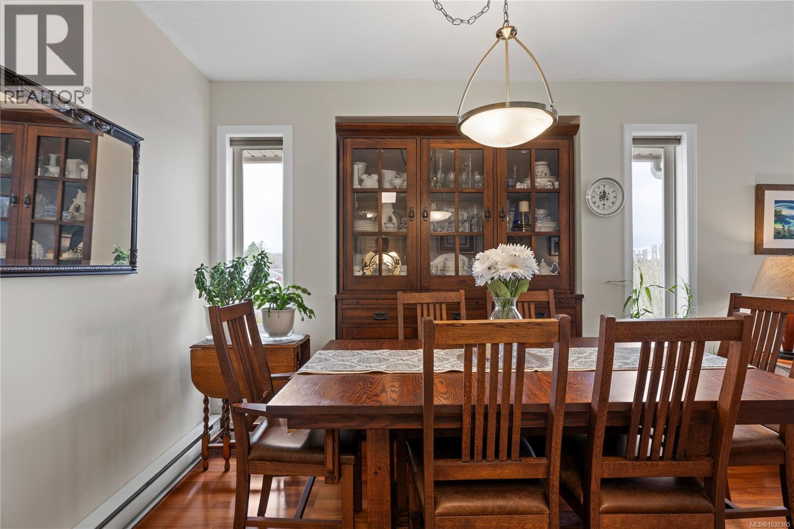 207 273 Moilliet St S, Parksville