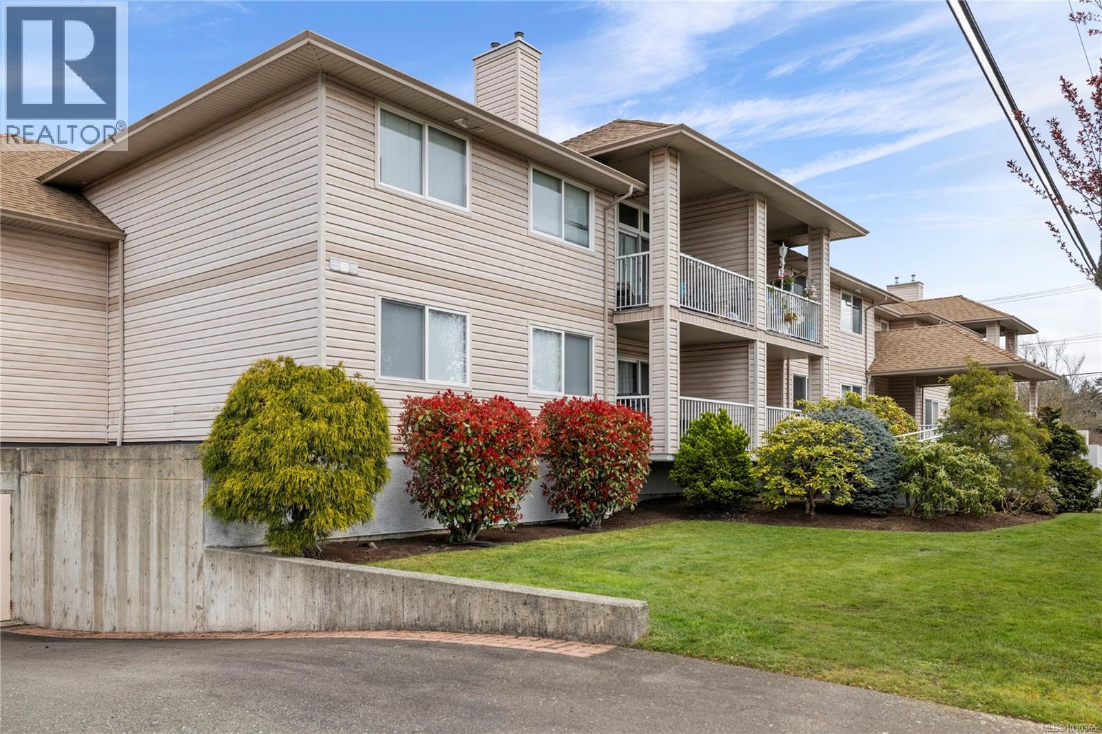 207 273 Moilliet St S, Parksville