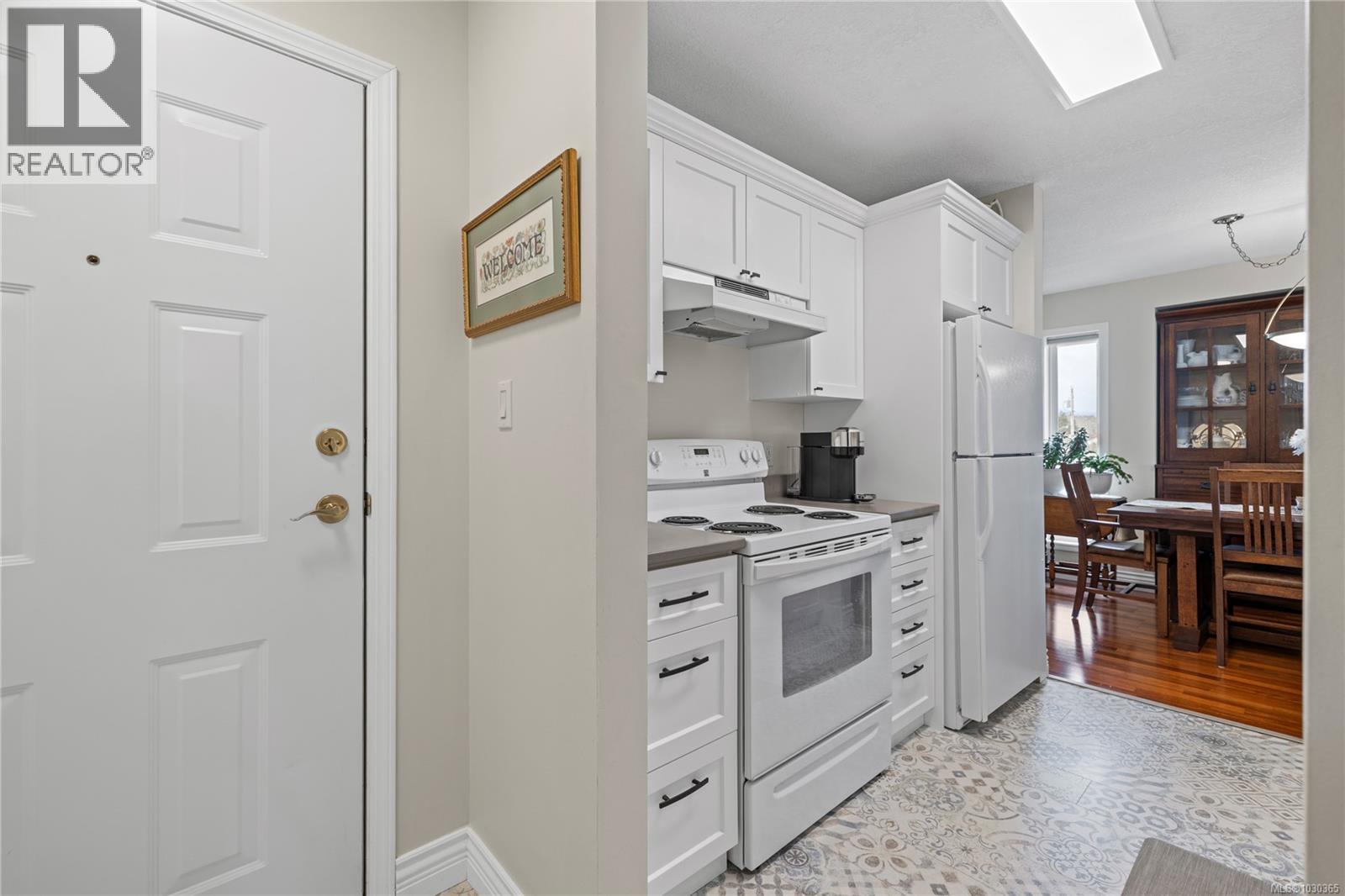 207 273 Moilliet St S, Parksville