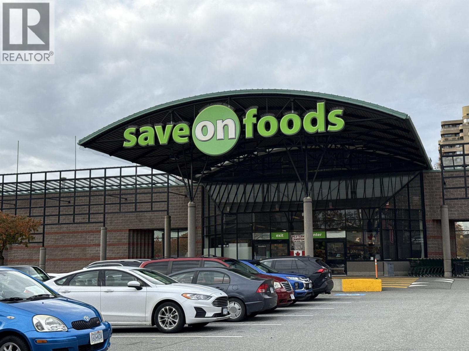 1701 15 E ROYAL AVENUE, New Westminster